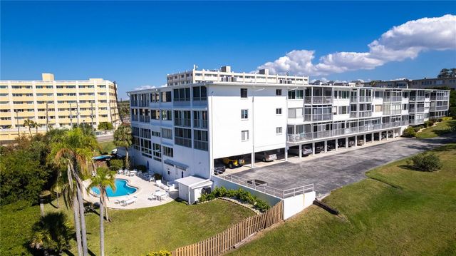 50 HARBOR VIEW LANE 11, Belleair Bluffs, FL 33770