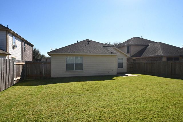 3306 Southern Grove Lane, Pearland, TX 77584