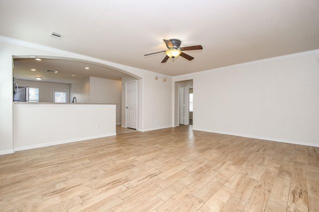 3306 Southern Grove Lane, Pearland, TX 77584