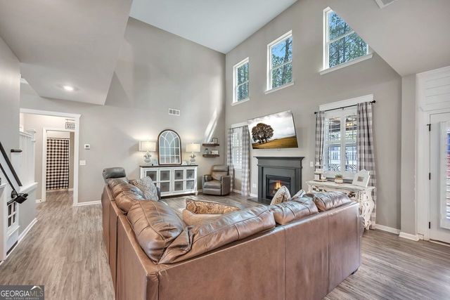 175 RIDGEWOOD Way, Dallas, GA 30132