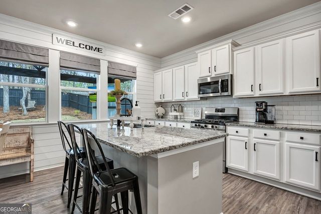 175 RIDGEWOOD Way, Dallas, GA 30132