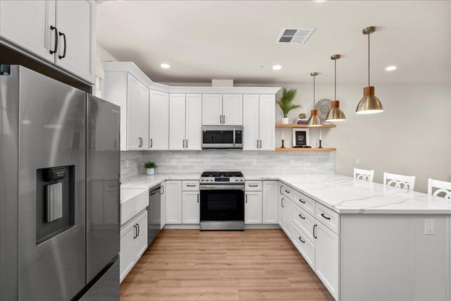 3775 Bell Rd, Auburn, CA 95603