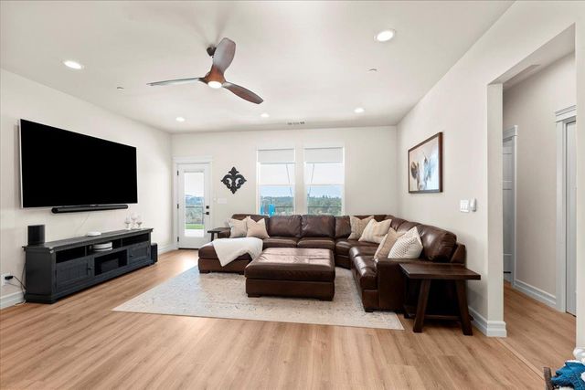 3775 Bell Rd, Auburn, CA 95603