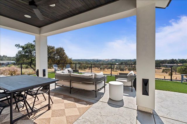 3775 Bell Rd, Auburn, CA 95603