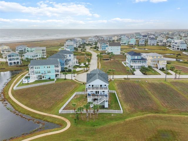 4119 Royal Tern Lane, Galveston, TX 77554