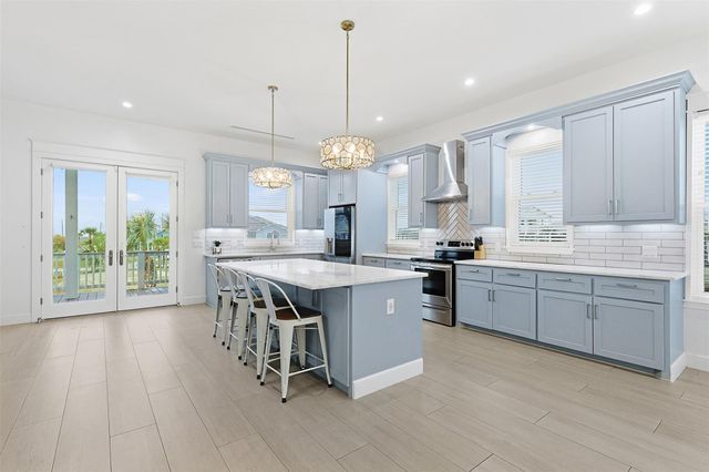 4119 Royal Tern Lane, Galveston, TX 77554