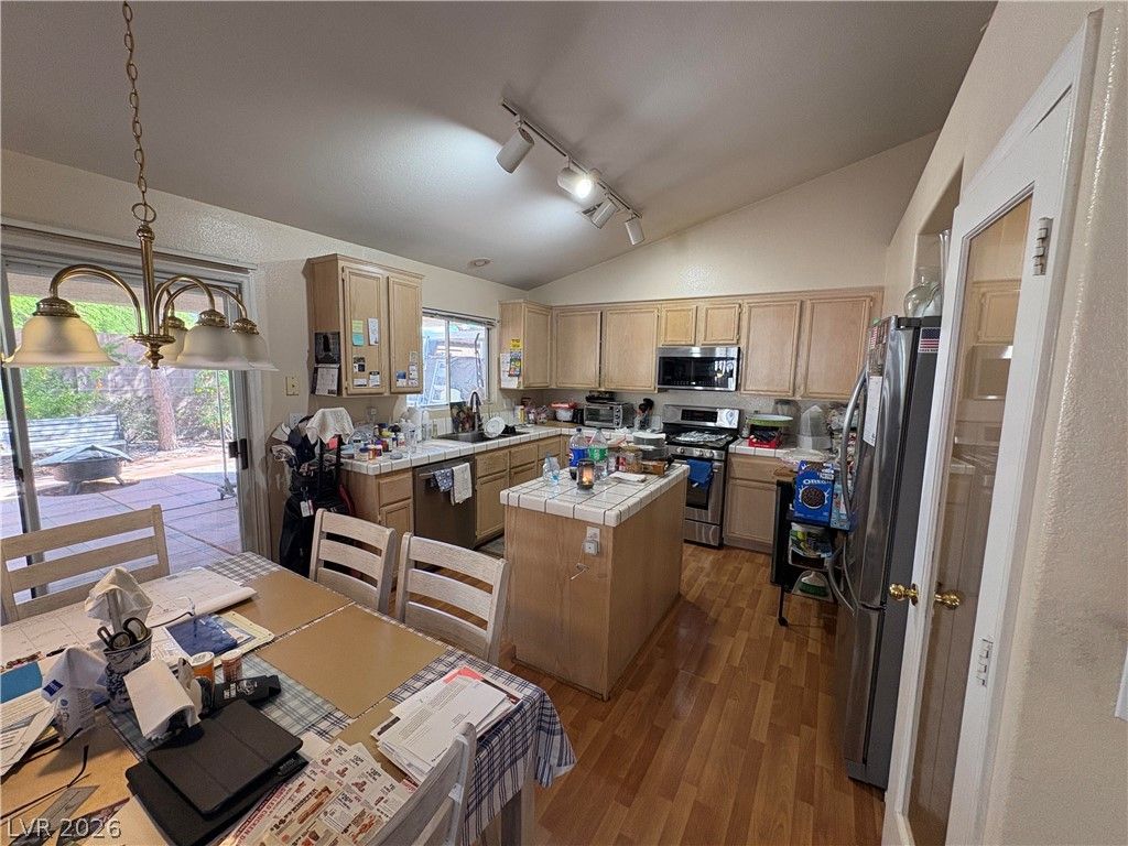5104 Rancher Avenue, Las Vegas, NV 89108 — photo 5