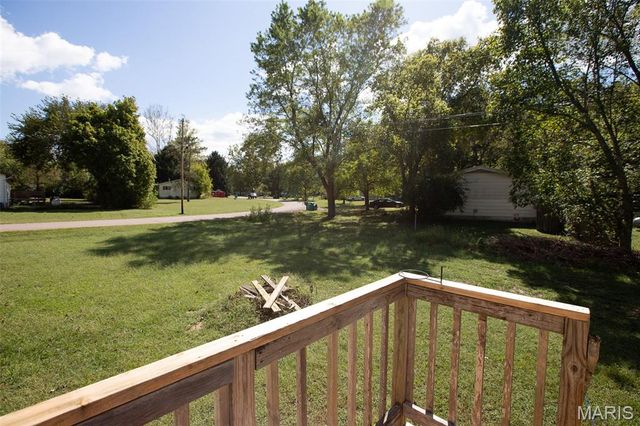 12600 Beaver Manor Road, Rolla, MO 65401