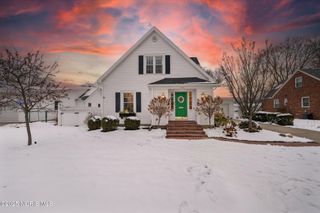 233 E 6th Street, Perrysburg, OH 43551