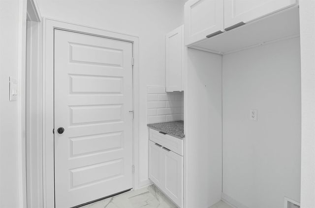 2927 El Fenice Lane, Houston, TX 77057