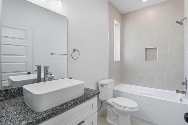 2927 El Fenice Lane, Houston, TX 77057