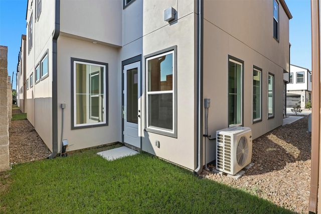 2927 El Fenice Lane, Houston, TX 77057