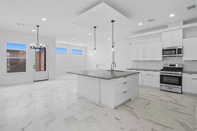 2927 El Fenice Lane, Houston, TX 77057