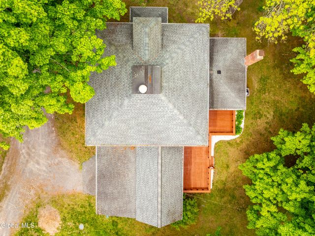 166 E Schaghticoke Road, Schaghticoke, NY 12154