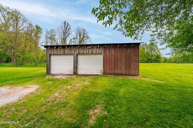 166 E Schaghticoke Road, Schaghticoke, NY 12154