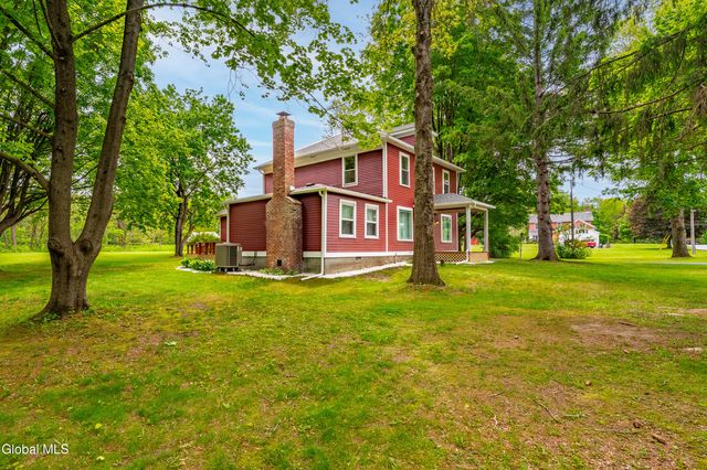 166 E Schaghticoke Road, Schaghticoke, NY 12154