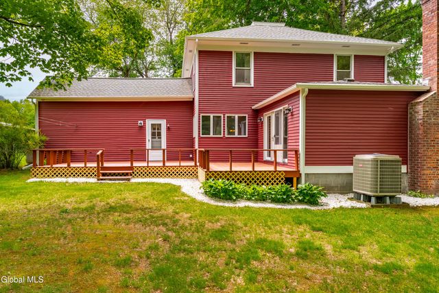 166 E Schaghticoke Road, Schaghticoke, NY 12154