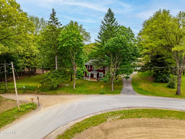 166 E Schaghticoke Road, Schaghticoke, NY 12154