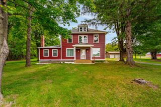 166 E Schaghticoke Road, Schaghticoke, NY 12154