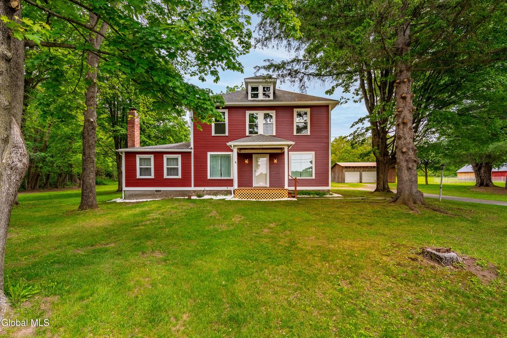 166 E Schaghticoke Road, Schaghticoke, NY 12154
