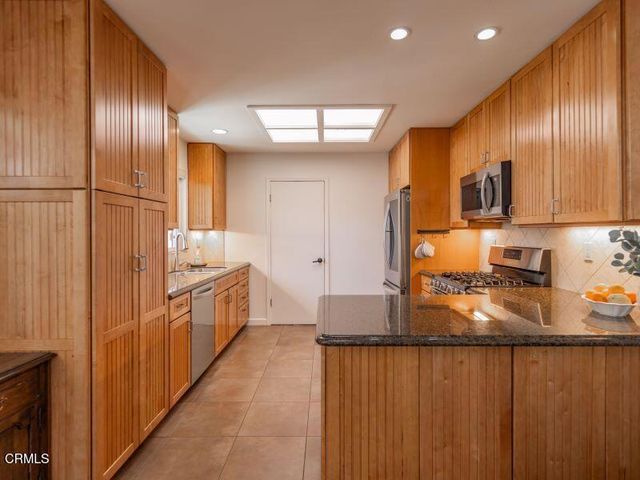 72 Pasqual Avenue, Ventura, CA 93004