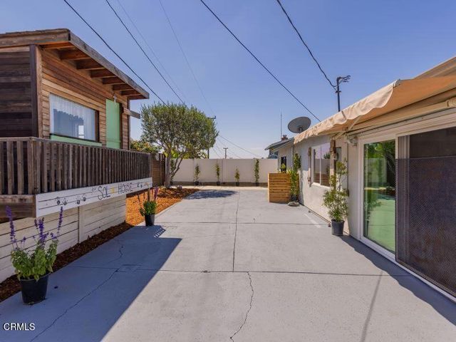 72 Pasqual Avenue, Ventura, CA 93004