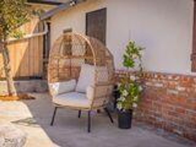 72 Pasqual Avenue, Ventura, CA 93004