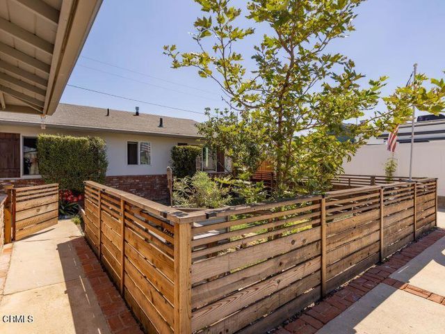 72 Pasqual Avenue, Ventura, CA 93004