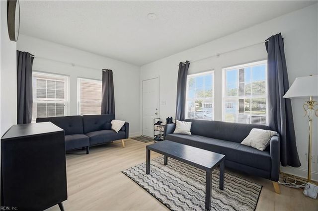 856 W 43rd ST, Norfolk, VA 23508