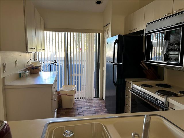 5204 MYRTLE WOOD 2, Sarasota, FL 34235