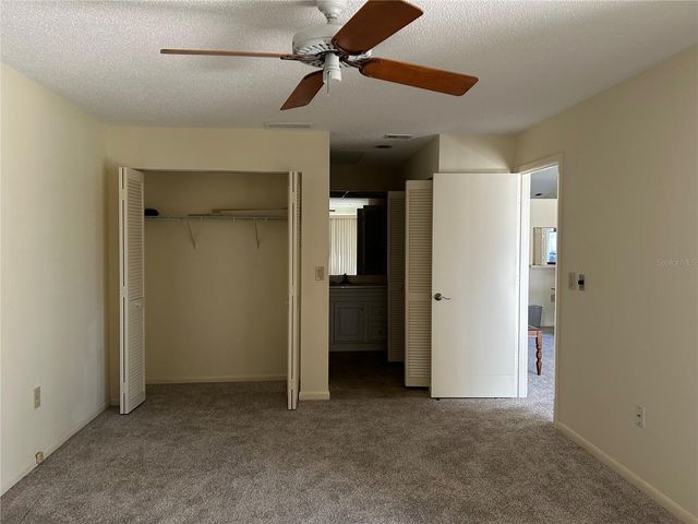 5204 MYRTLE WOOD 2, Sarasota, FL 34235