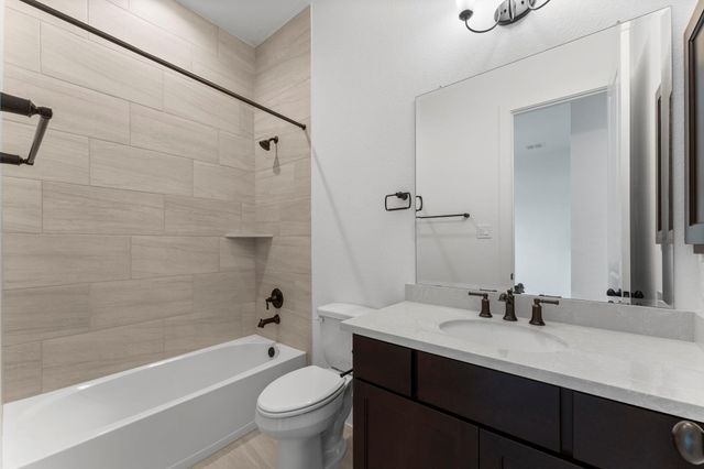 185 Shoveler Duck Way, Magnolia, TX 77354