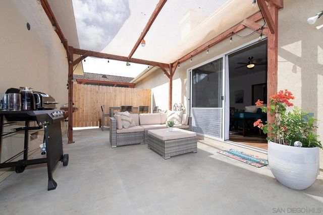 1606 Hackamore Rd 1, Oceanside, CA 92057