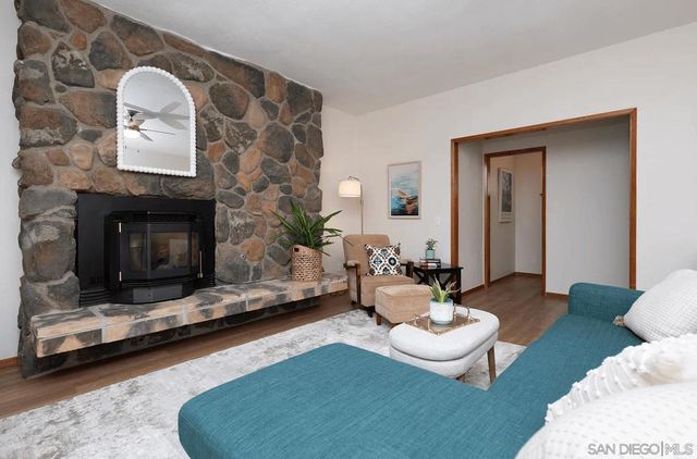 1606 Hackamore Rd 1, Oceanside, CA 92057