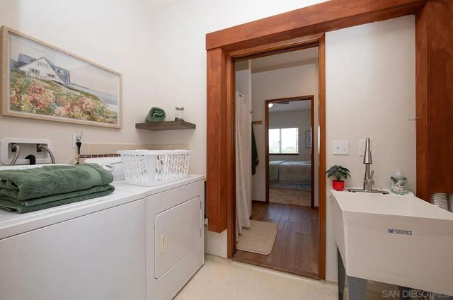 1606 Hackamore Rd 1, Oceanside, CA 92057