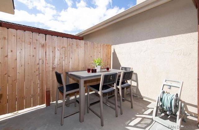 1606 Hackamore Rd 1, Oceanside, CA 92057