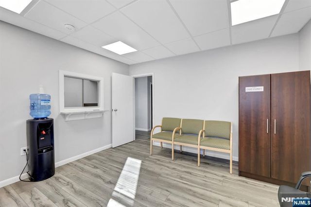 466 Old Hook 11, Emerson, NJ 07630