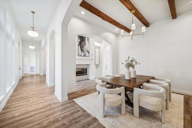 22 New Greens Court, Kingwood, TX 77339