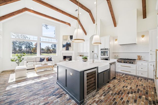 22 New Greens Court, Kingwood, TX 77339