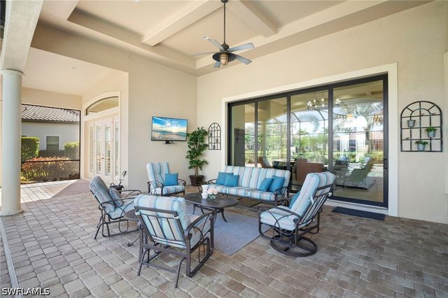 6482 Carema LN, Naples, FL 34113