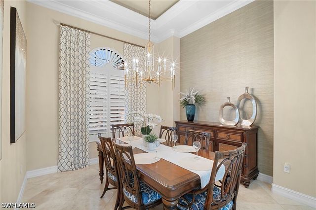 6482 Carema LN, Naples, FL 34113