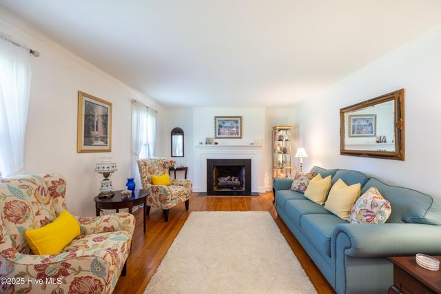 1711 Woodside Drive, Wilson, NC 27893