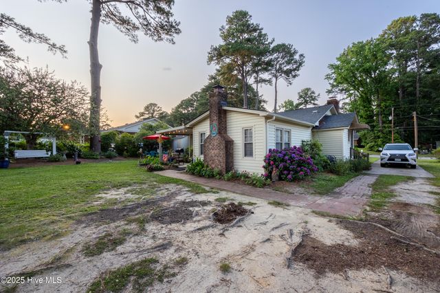 1711 Woodside Drive, Wilson, NC 27893