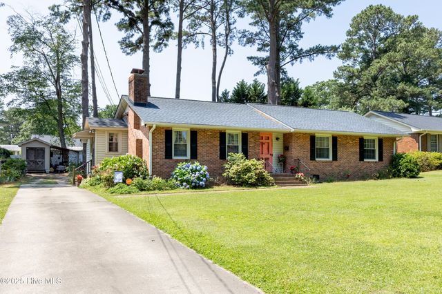 1711 Woodside Drive, Wilson, NC 27893
