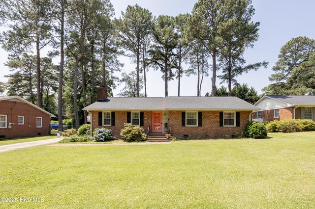 1711 Woodside Drive, Wilson, NC 27893