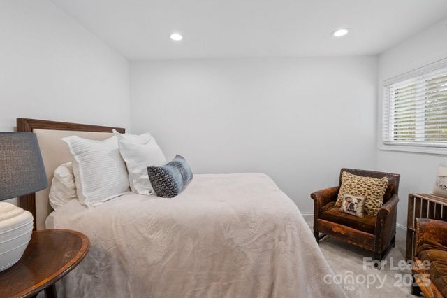 7916 Horse Chestnut Lane, Charlotte, NC 28277