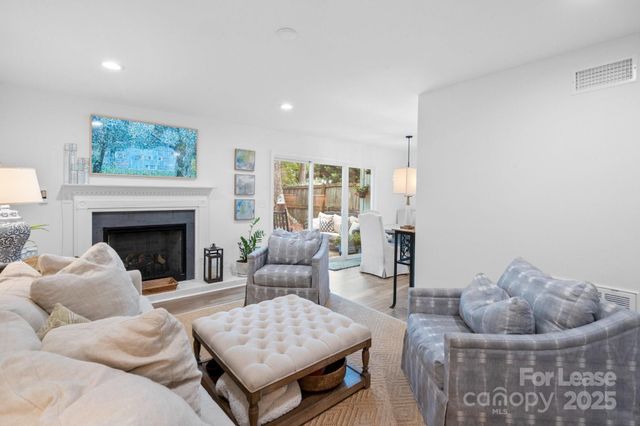 7916 Horse Chestnut Lane, Charlotte, NC 28277