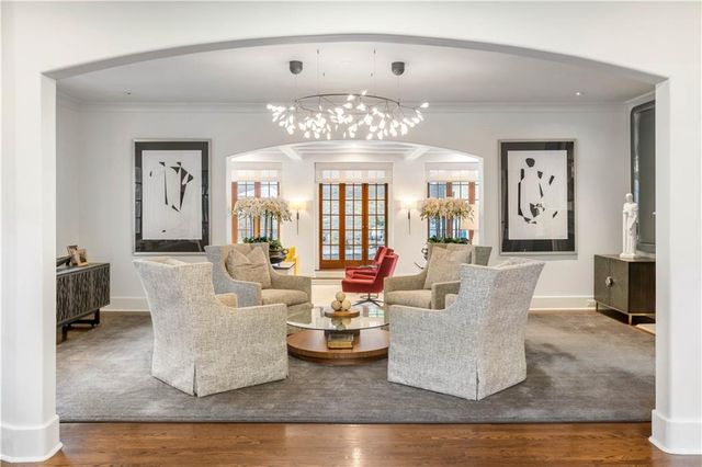 1598 W Sussex Road NW, Atlanta, GA 30306