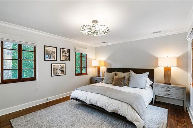 1598 W Sussex Road NW, Atlanta, GA 30306