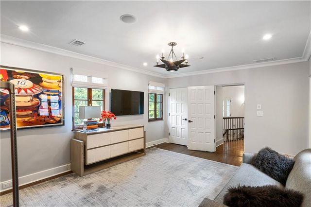1598 W Sussex Road NW, Atlanta, GA 30306